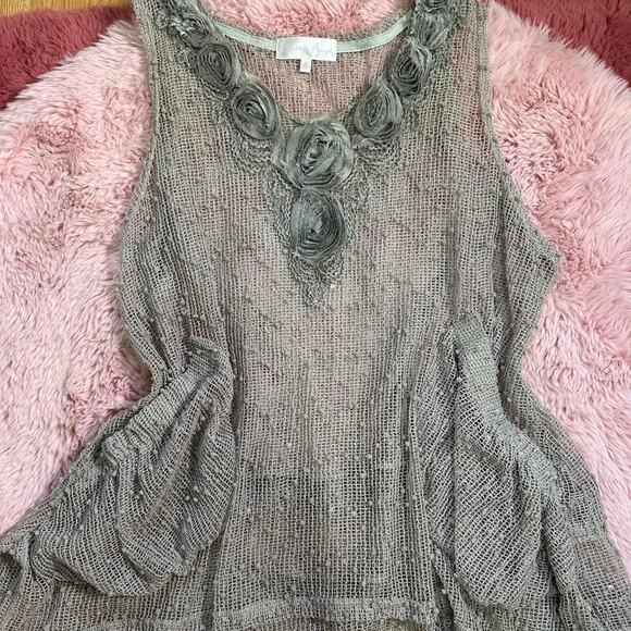 Gorgeous Pretty Angel gray gauzey material poncho - Picture 4 of 8